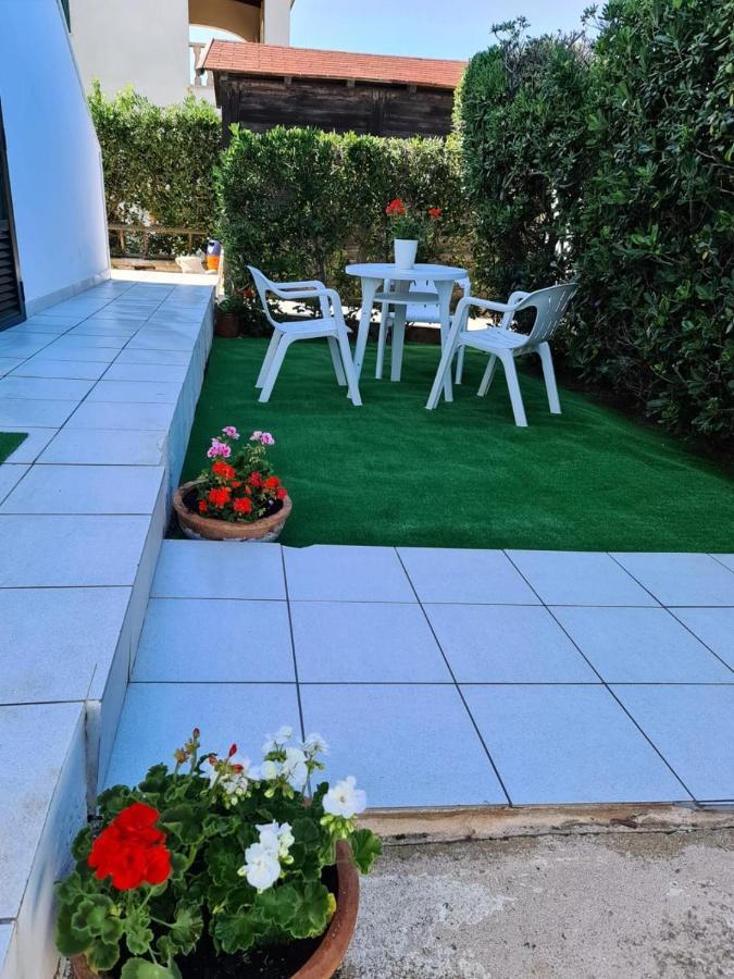 קאלה בלנקה Apartamentos Delfines מראה חיצוני תמונה