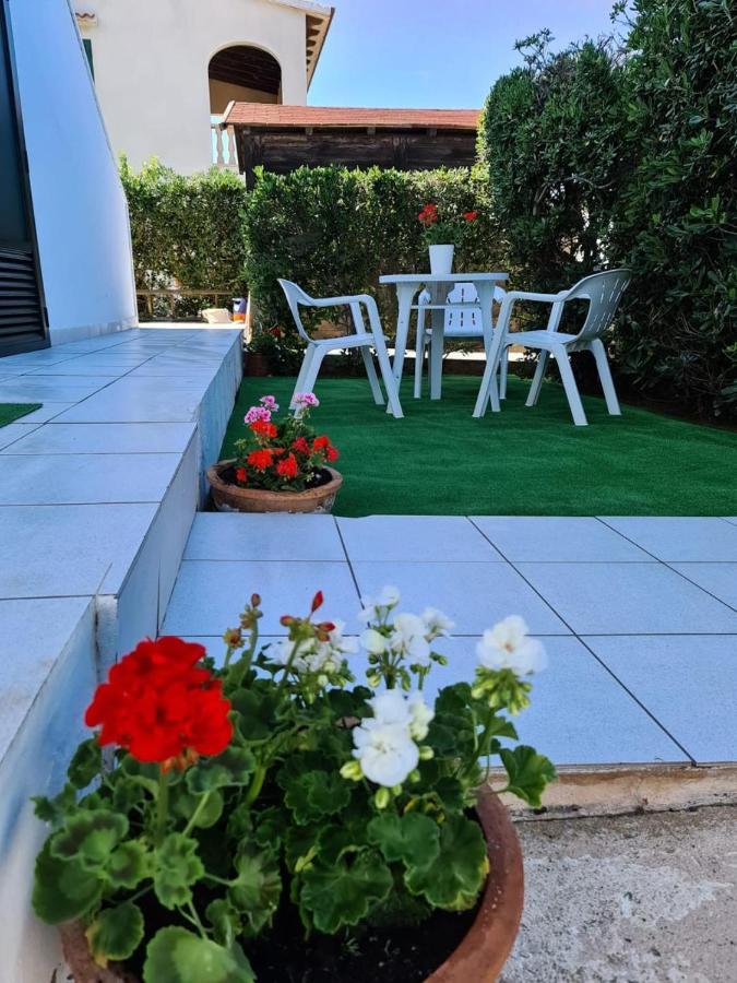 קאלה בלנקה Apartamentos Delfines מראה חיצוני תמונה